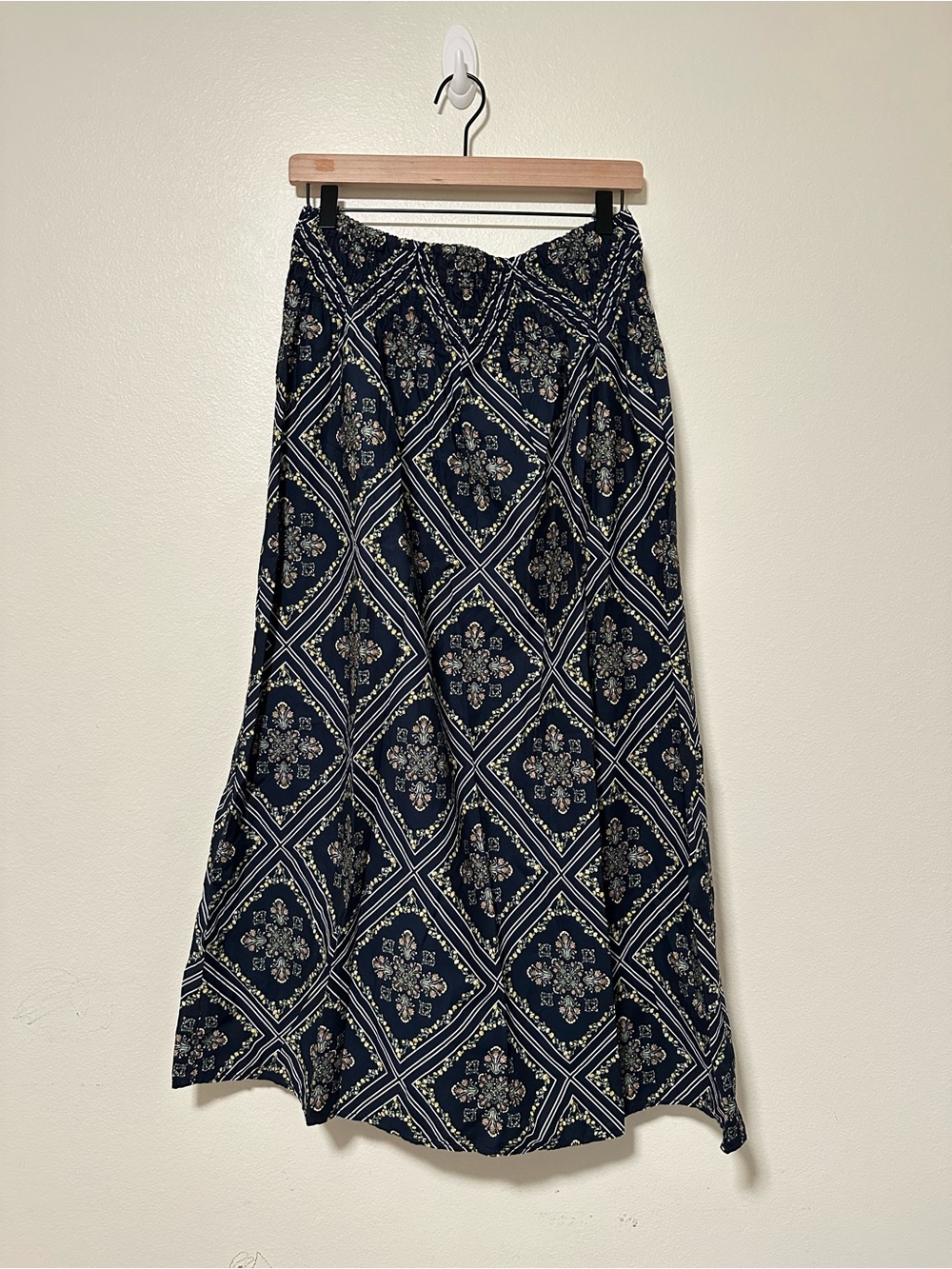 NWT Loft Navy Boho Floral Patterned Smocked Maxi Skirt